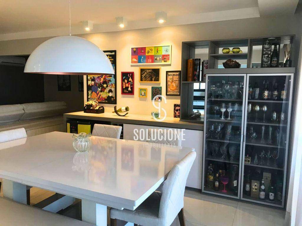 Apartamento à venda com 3 quartos, 163m² - Foto 9