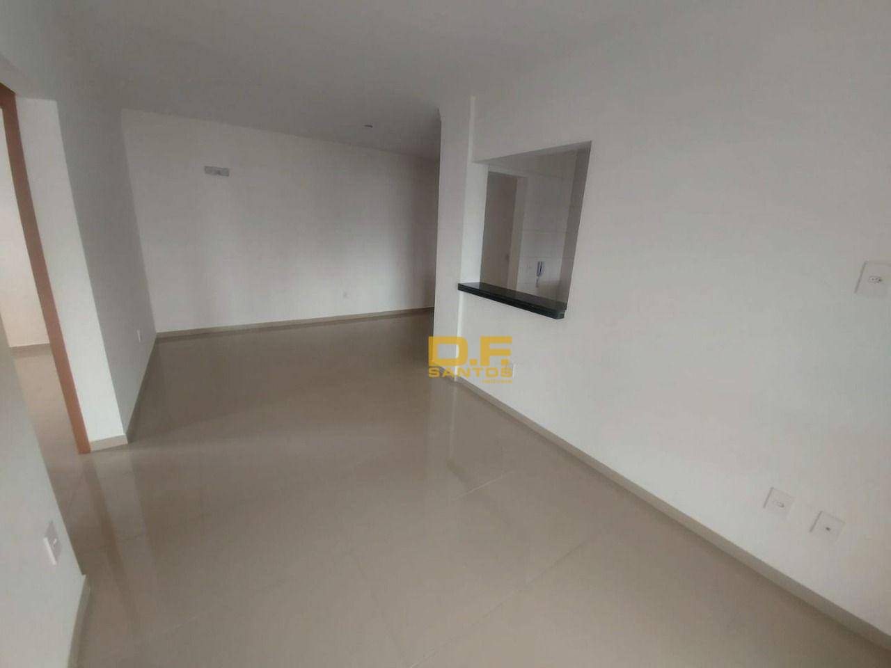 Apartamento à venda com 2 quartos, 70m² - Foto 3