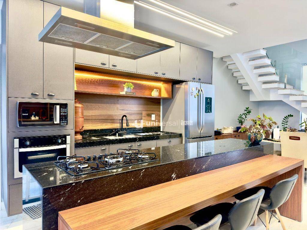 Casa de Condomínio à venda com 4 quartos, 340m² - Foto 10