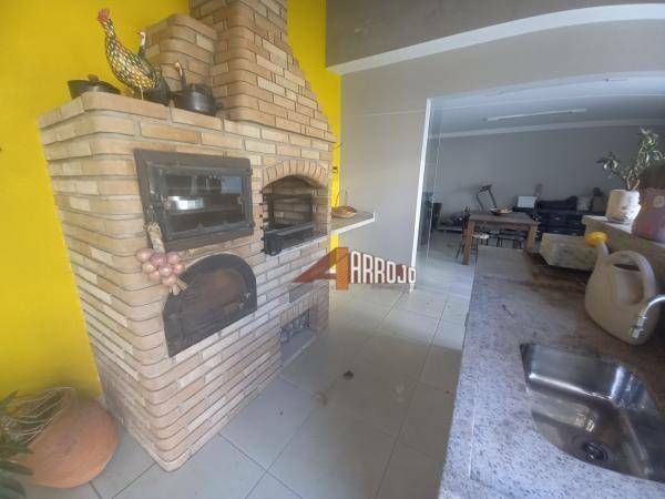 Casa à venda com 3 quartos, 340m² - Foto 35