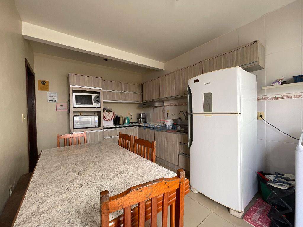 Casa à venda com 4 quartos, 286m² - Foto 38