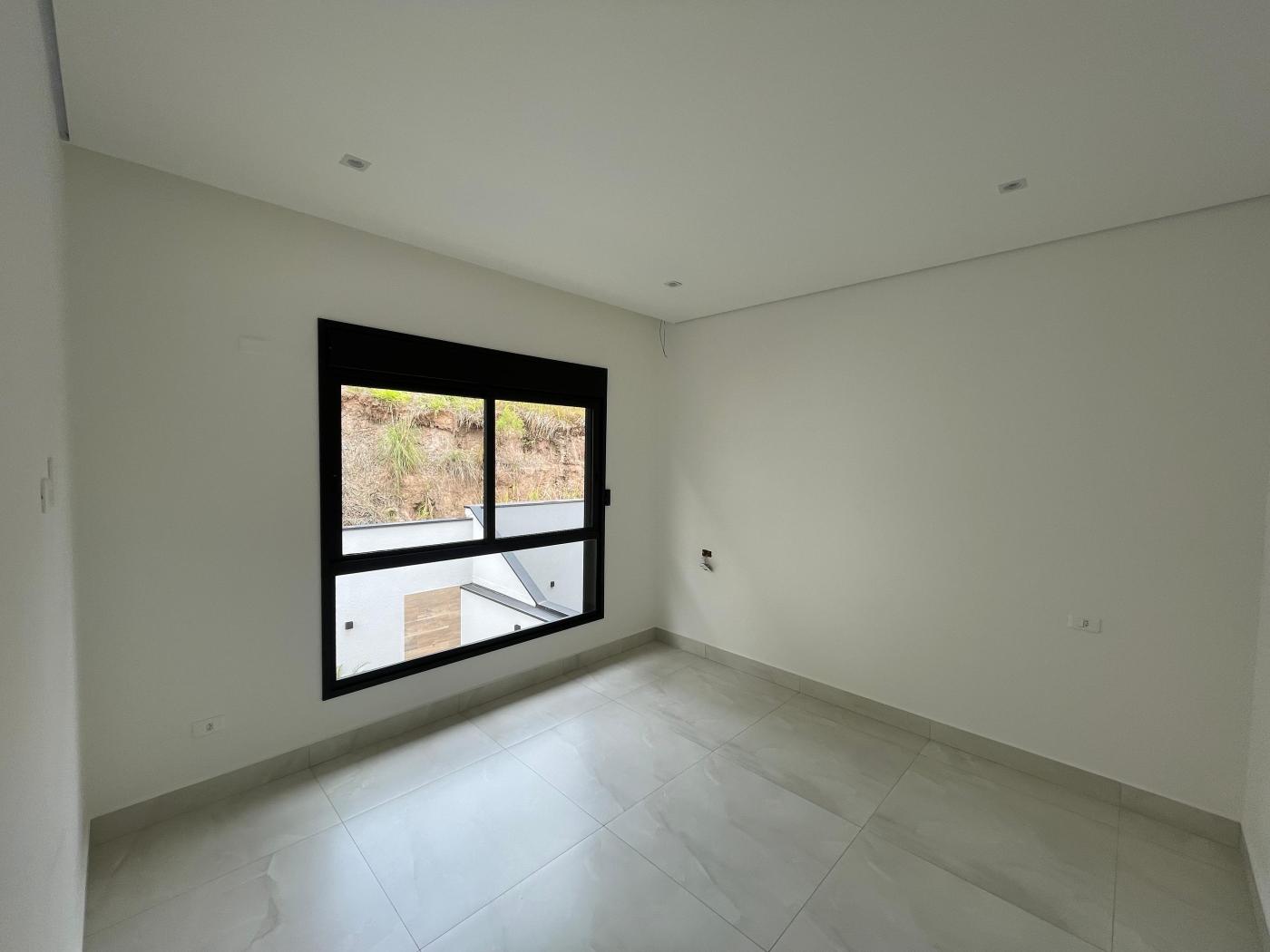 Casa à venda com 3 quartos, 227m² - Foto 22