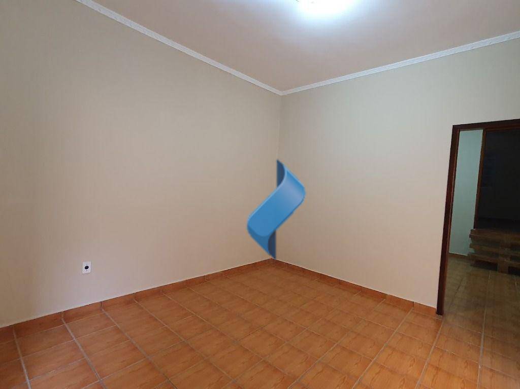 Casa à venda com 2 quartos, 131m² - Foto 7