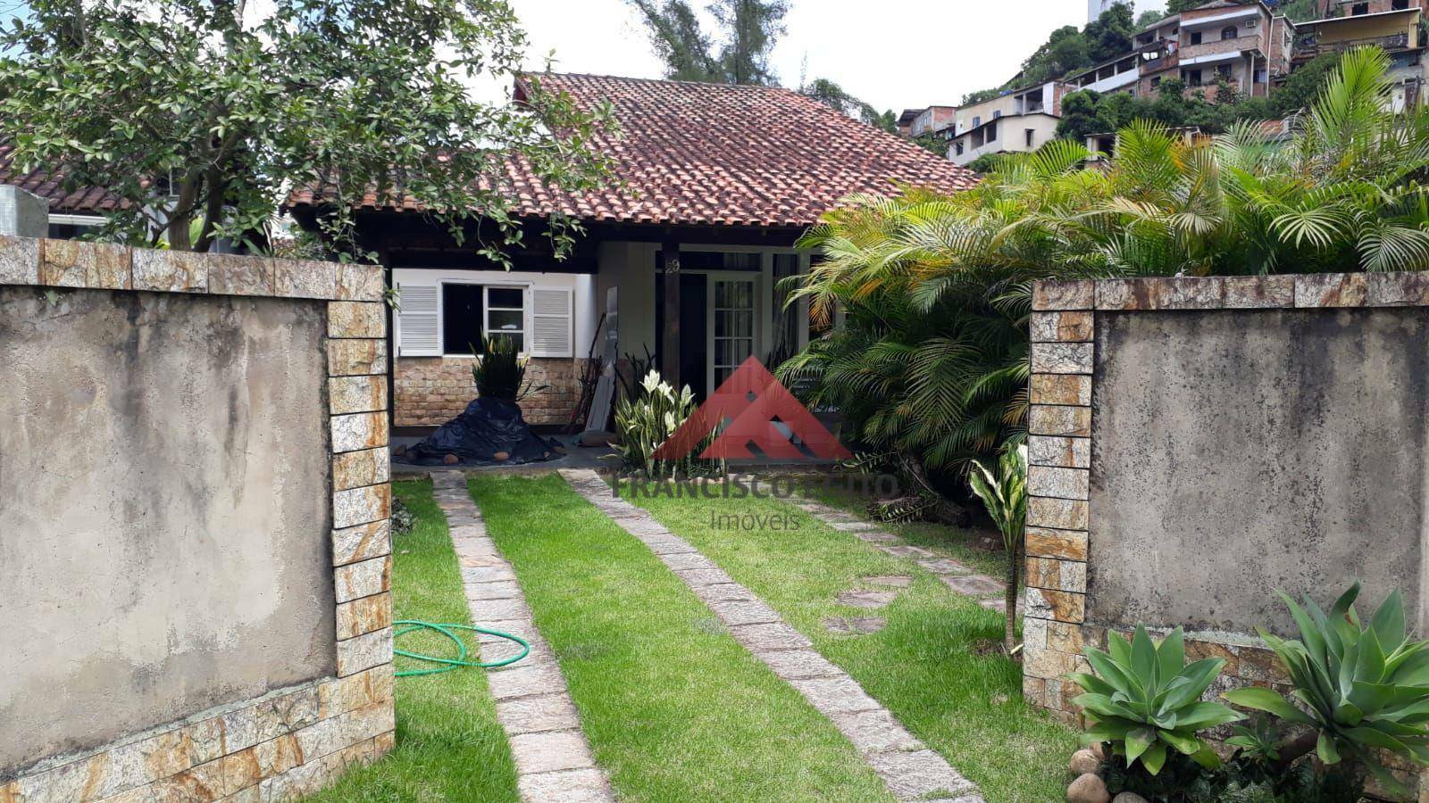 Casa de Condomínio à venda com 3 quartos, 200m² - Foto 3