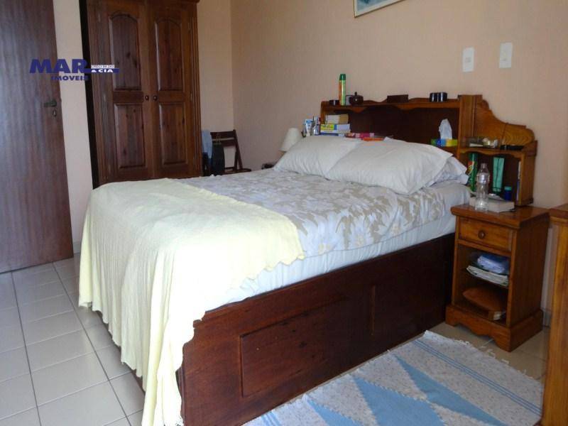 Apartamento à venda com 3 quartos, 215m² - Foto 13