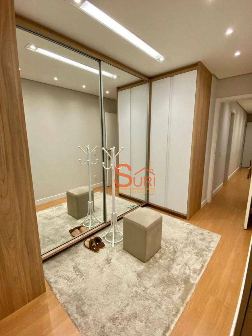 Apartamento à venda com 3 quartos, 180m² - Foto 3