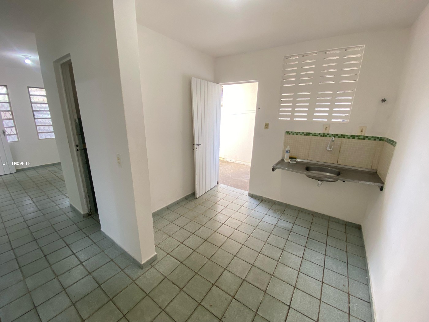 Casa de Condomínio à venda com 2 quartos, 110m² - Foto 9