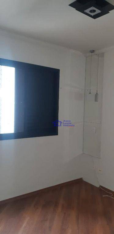 Apartamento para alugar com 2 quartos, 67m² - Foto 11