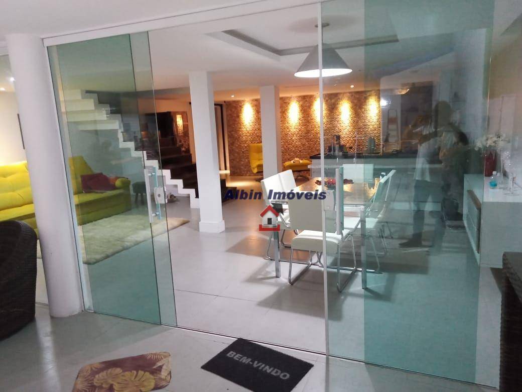 Casa à venda com 3 quartos, 205m² - Foto 15