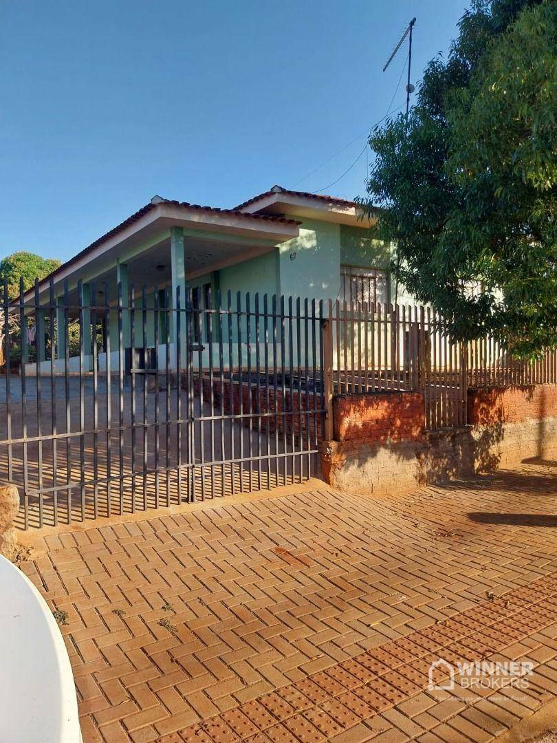 Casa à venda com 3 quartos, 150m² - Foto 2