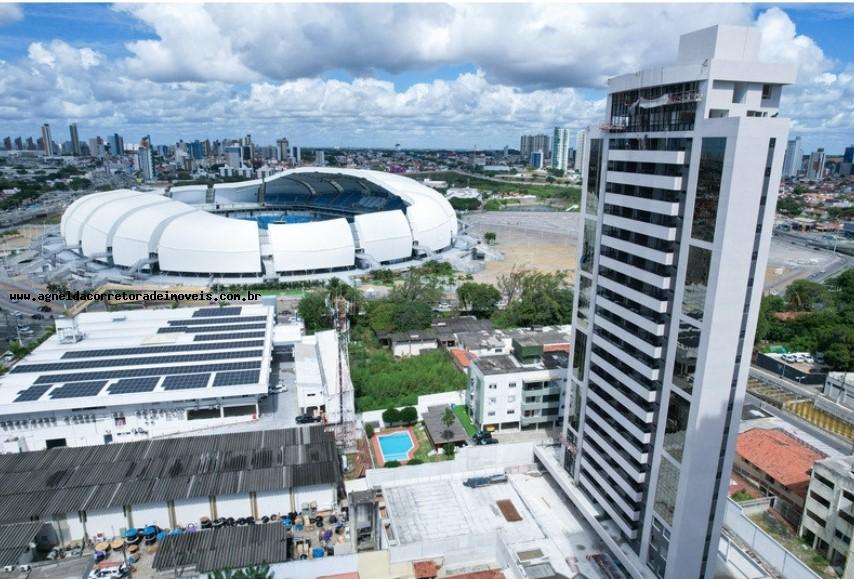 Cobertura à venda com 3 quartos, 200m² - Foto 1