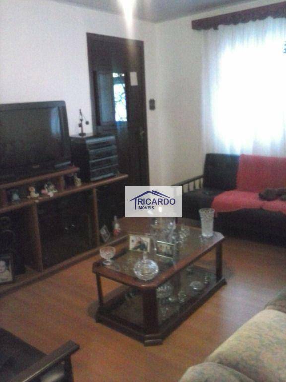 Sobrado à venda com 4 quartos, 350m² - Foto 1