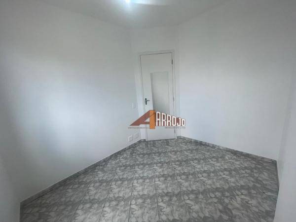 Apartamento à venda com 3 quartos, 58m² - Foto 8