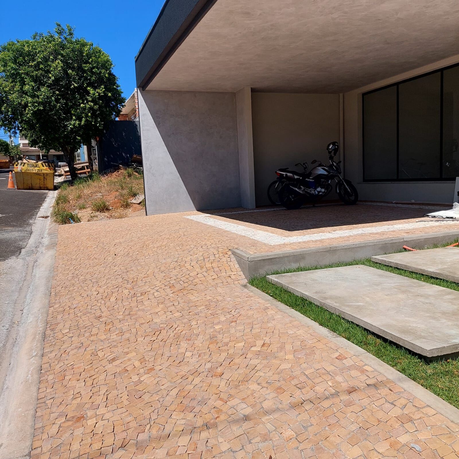 Casa à venda com 3 quartos, 171m² - Foto 2