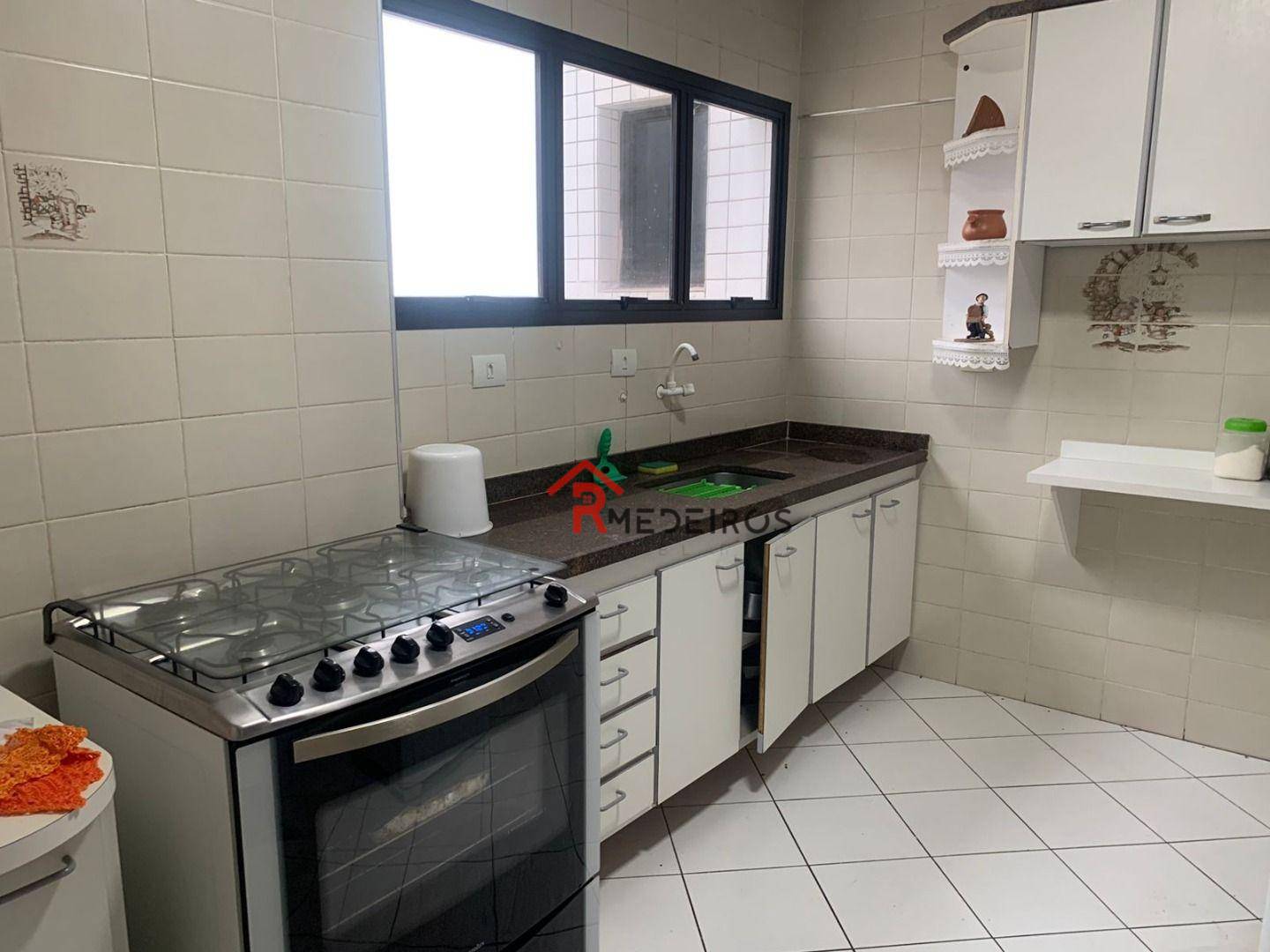 Apartamento à venda com 4 quartos, 232m² - Foto 32