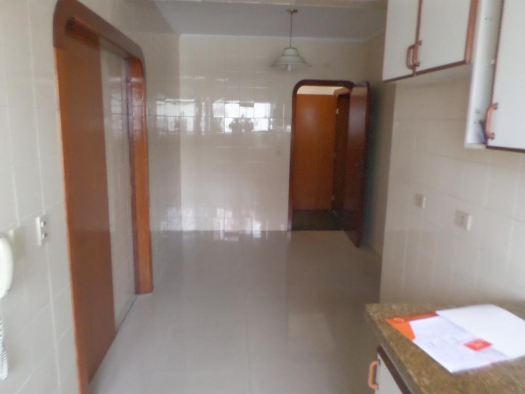 Apartamento à venda com 4 quartos, 188m² - Foto 14