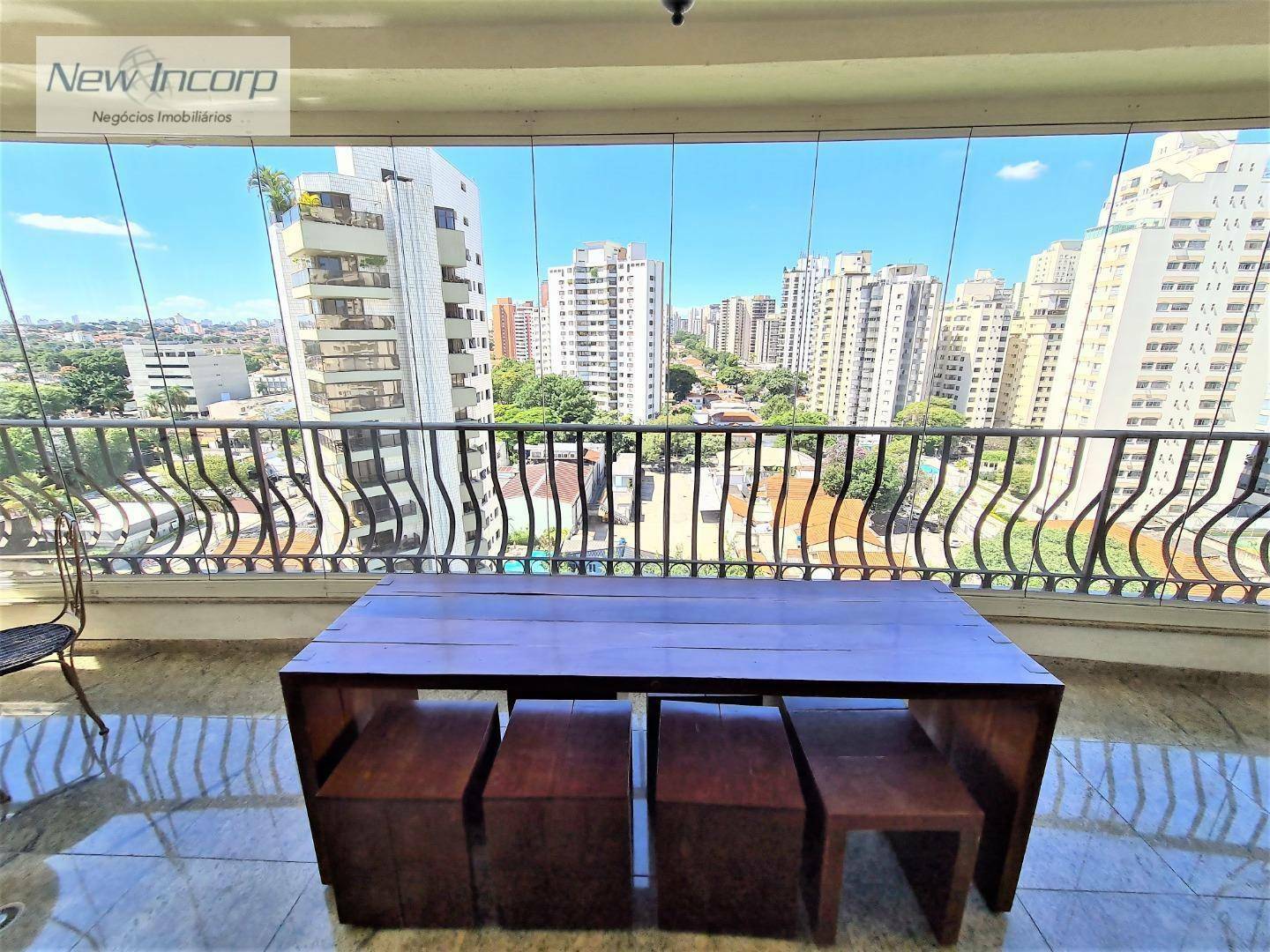 Apartamento à venda com 4 quartos, 257m² - Foto 5