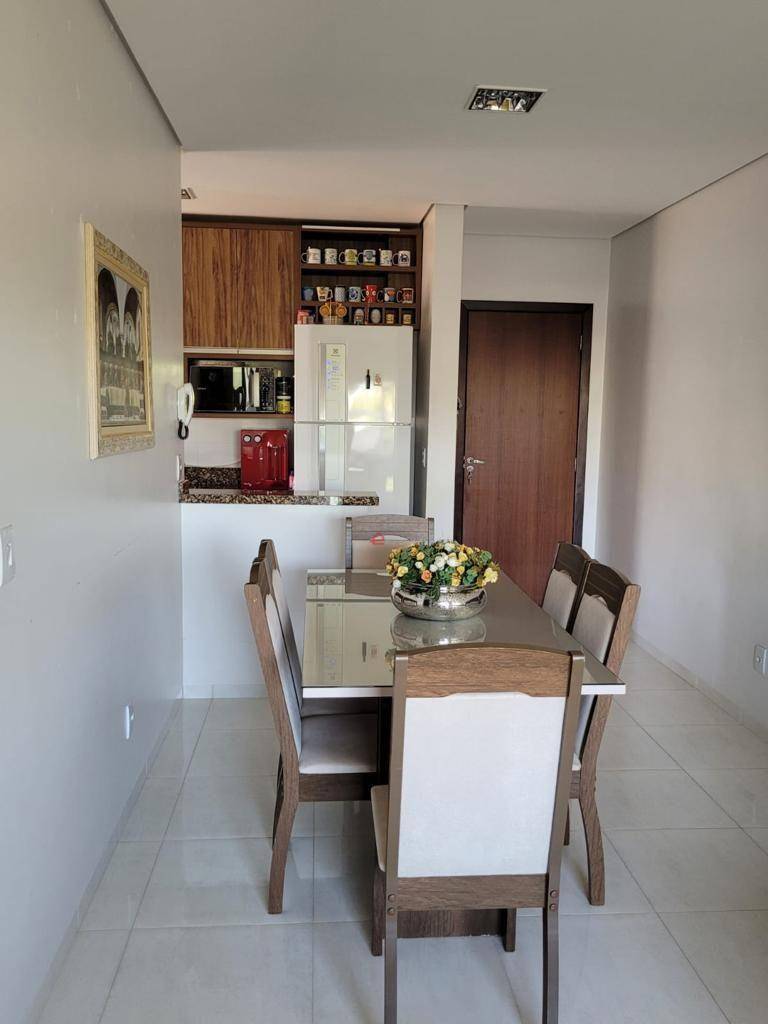 Apartamento à venda com 2 quartos, 70m² - Foto 7