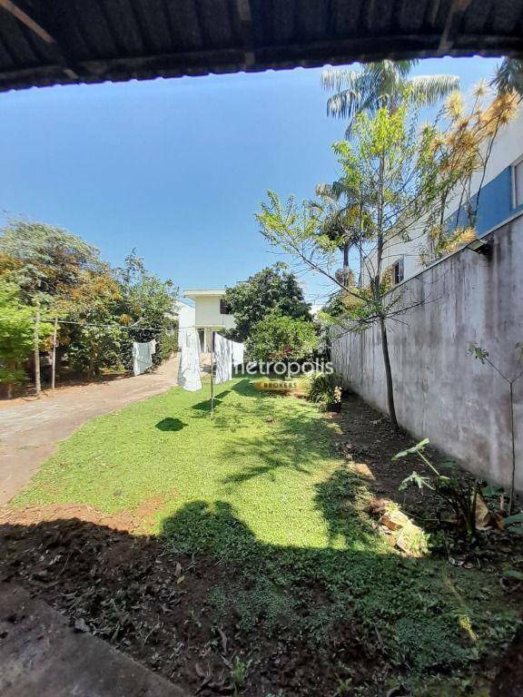 Casa à venda com 3 quartos, 302m² - Foto 14