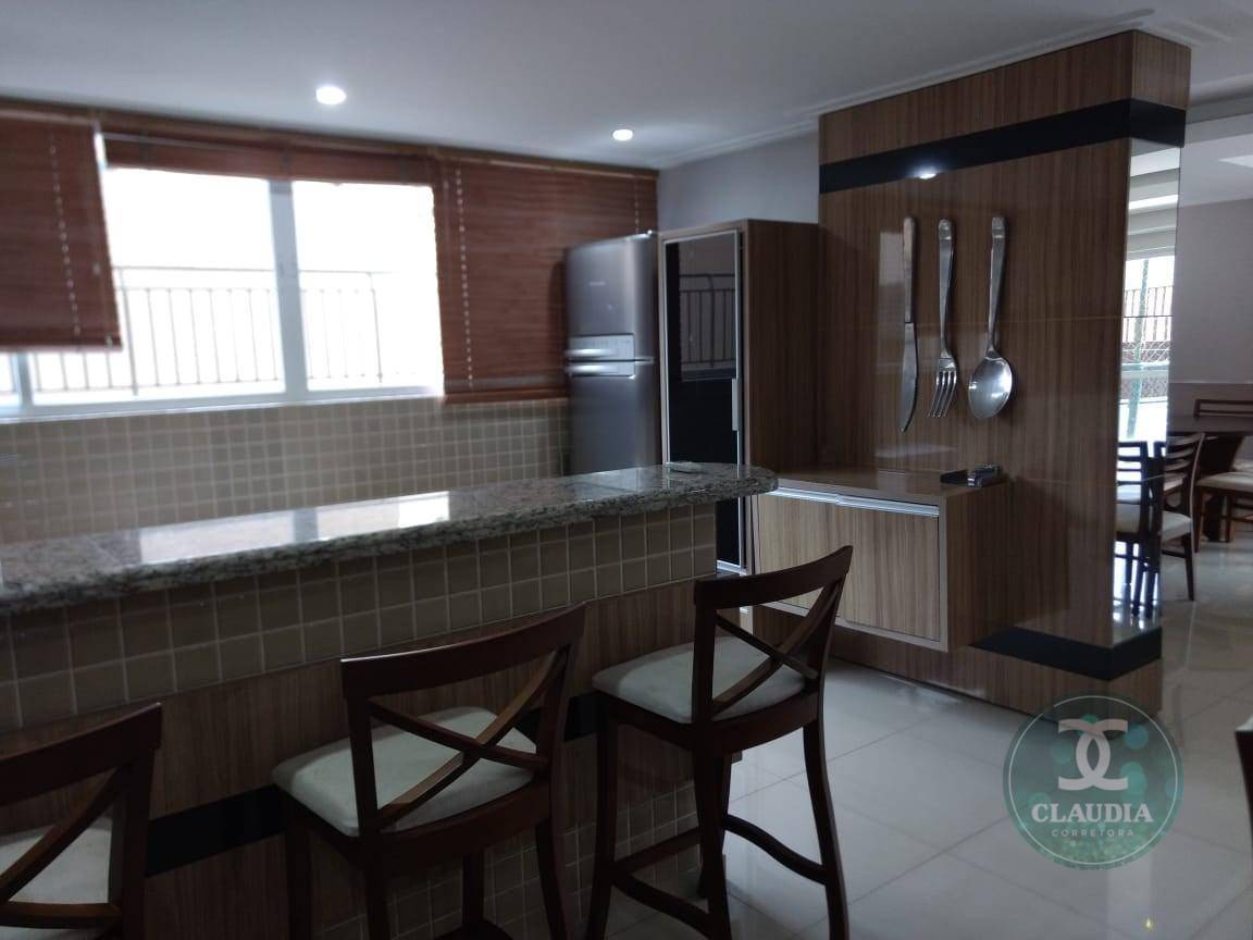 Apartamento à venda com 3 quartos, 188m² - Foto 7