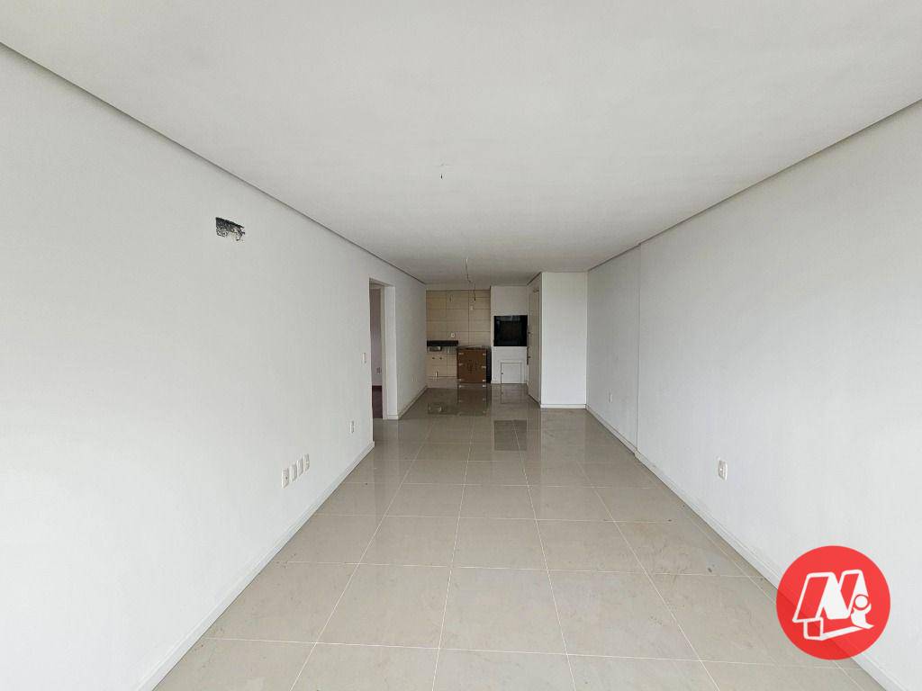 Apartamento para alugar com 2 quartos, 71m² - Foto 2