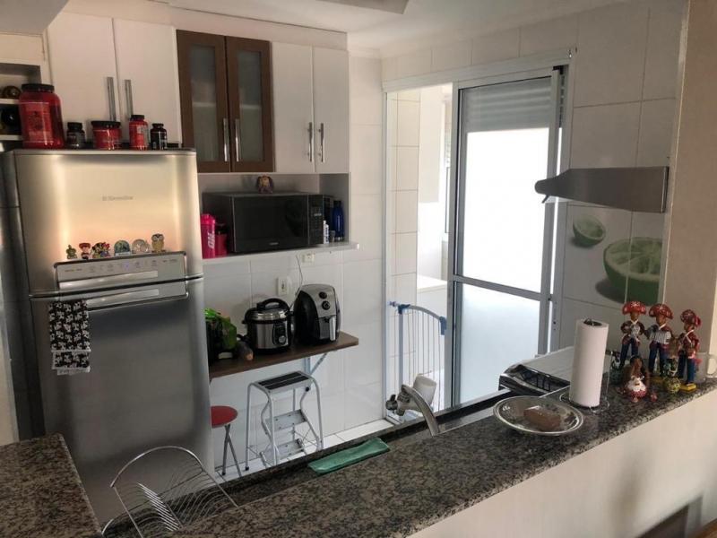 Apartamento à venda com 3 quartos, 74m² - Foto 13