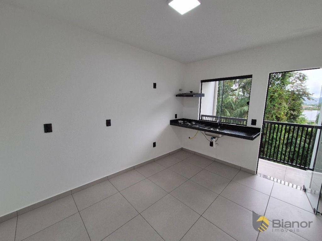 Casa à venda e aluguel com 2 quartos, 78m² - Foto 9