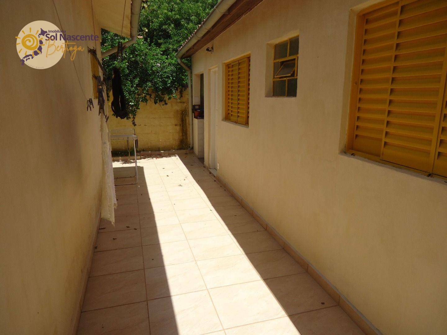 Casa à venda com 4 quartos, 160m² - Foto 24