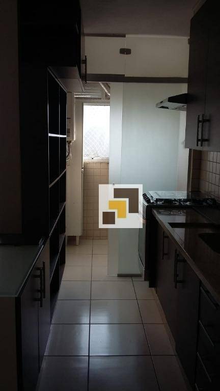 Apartamento à venda com 2 quartos, 57m² - Foto 8