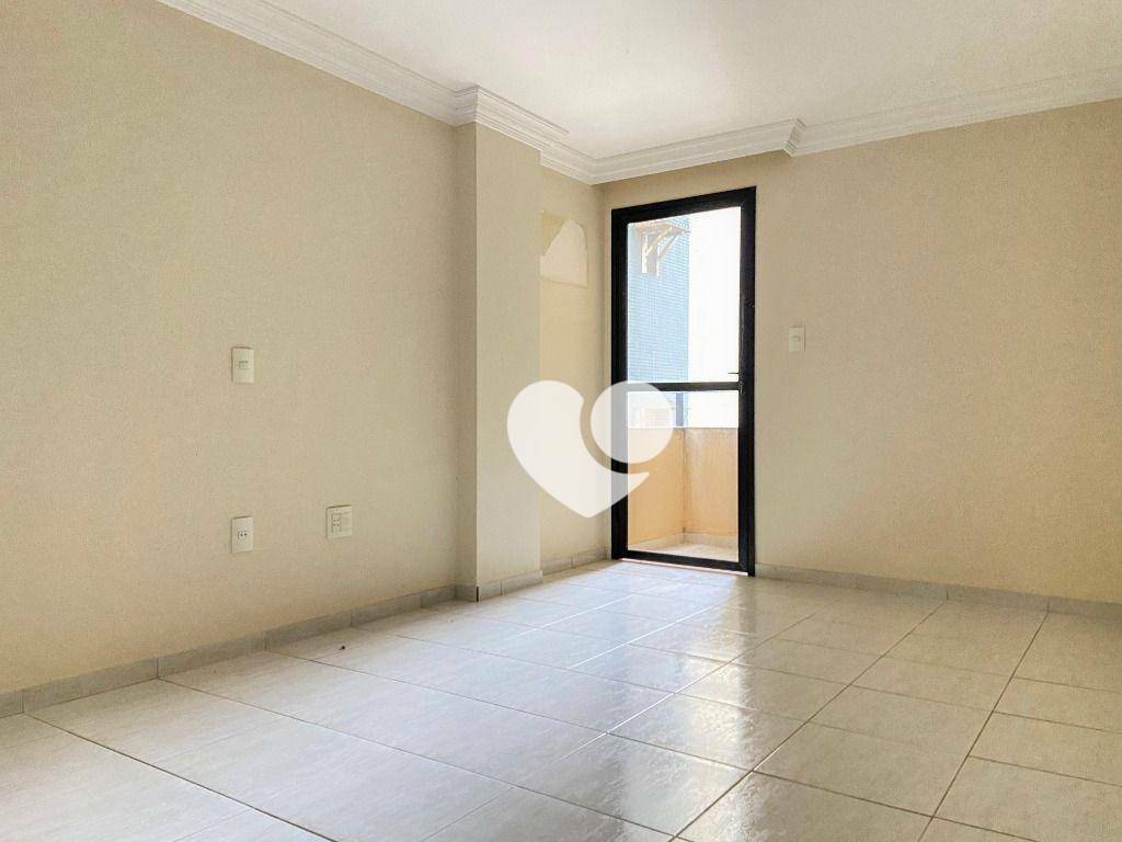 Apartamento à venda com 4 quartos, 169m² - Foto 17