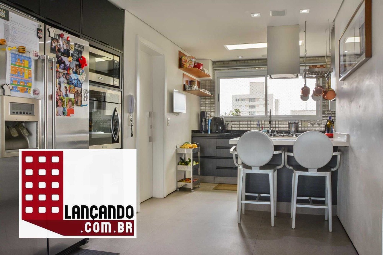 Apartamento à venda com 3 quartos, 200m² - Foto 9