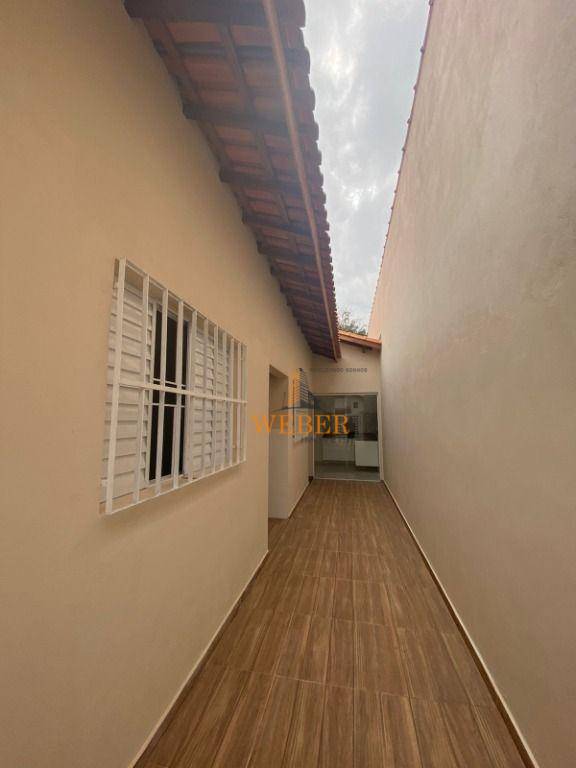 Casa à venda com 2 quartos, 70m² - Foto 37