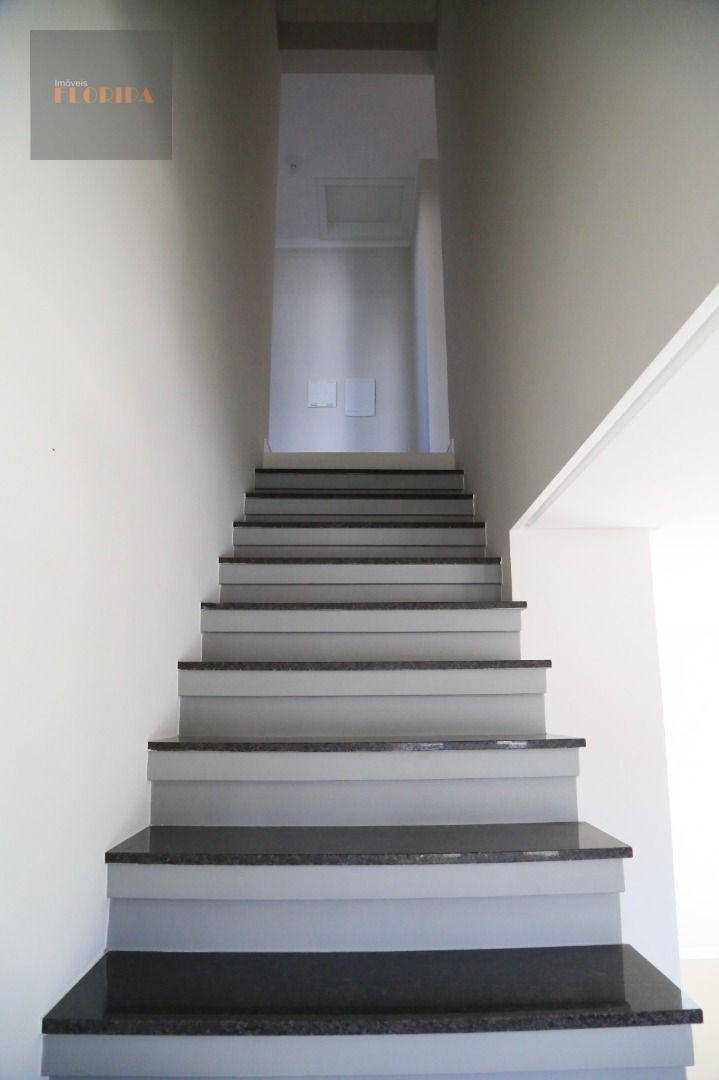 Casa à venda com 3 quartos, 123m² - Foto 9