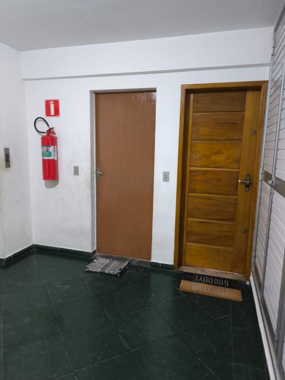 Apartamento à venda com 3 quartos, 64m² - Foto 1