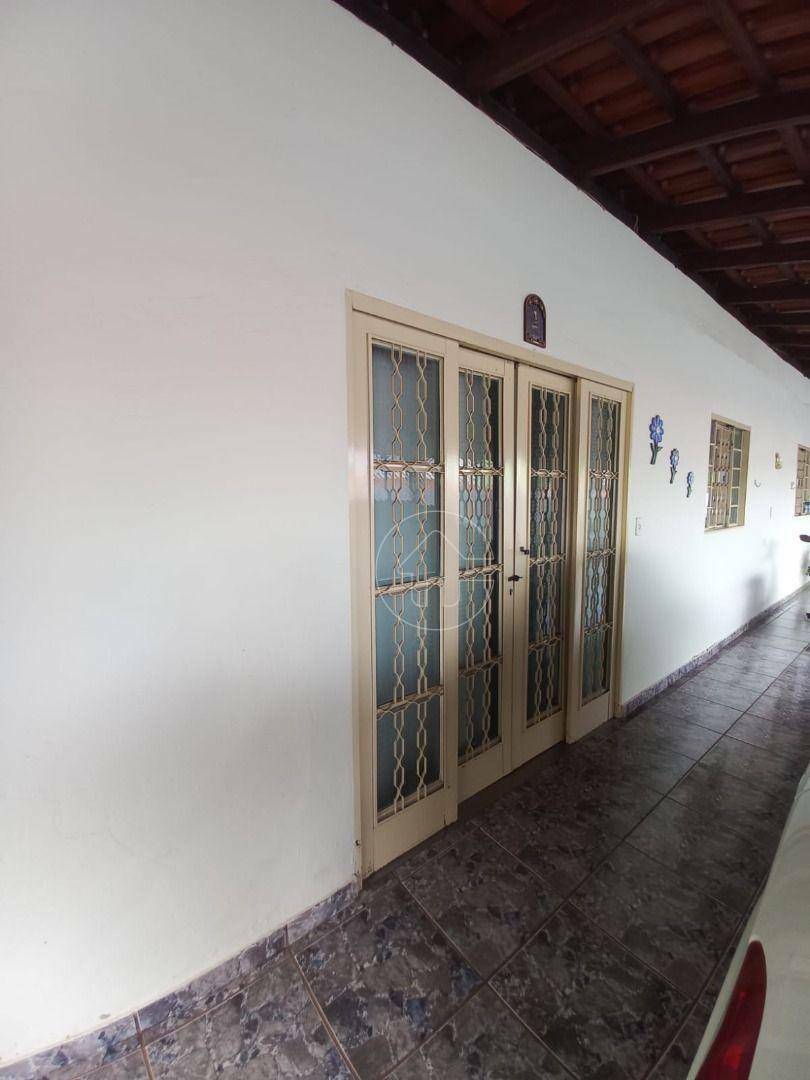 Casa à venda com 3 quartos, 146m² - Foto 18