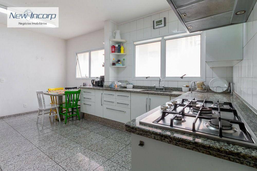 Apartamento à venda com 4 quartos, 240m² - Foto 27