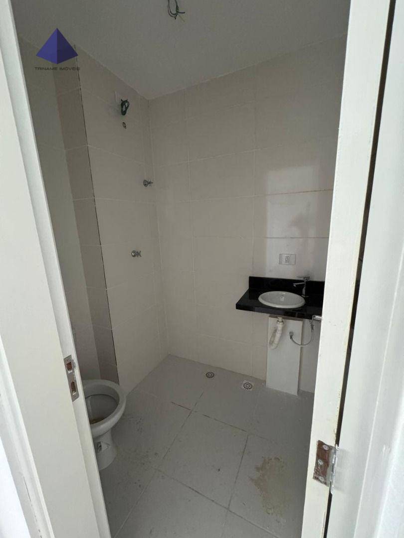 Apartamento à venda com 2 quartos, 40m² - Foto 2