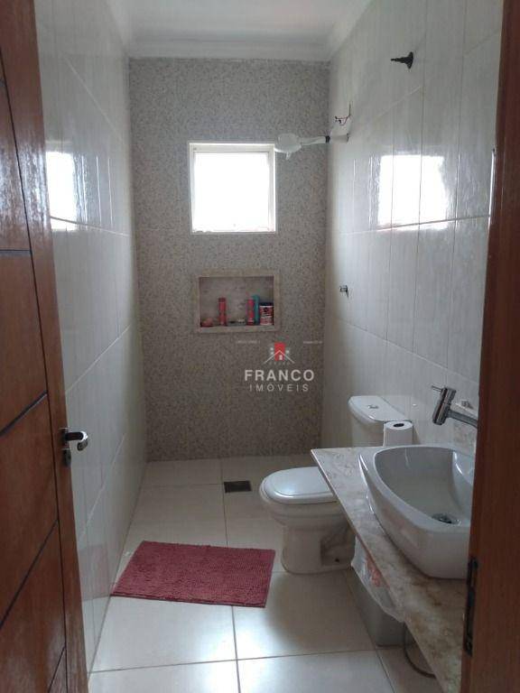 Casa à venda com 3 quartos, 173m² - Foto 7