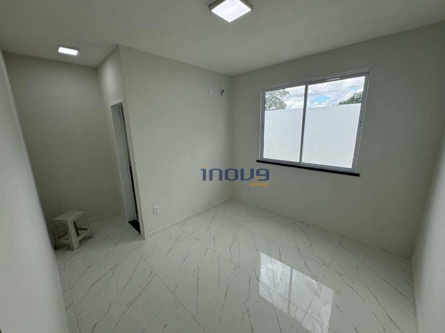 Casa à venda com 3 quartos, 87m² - Foto 13