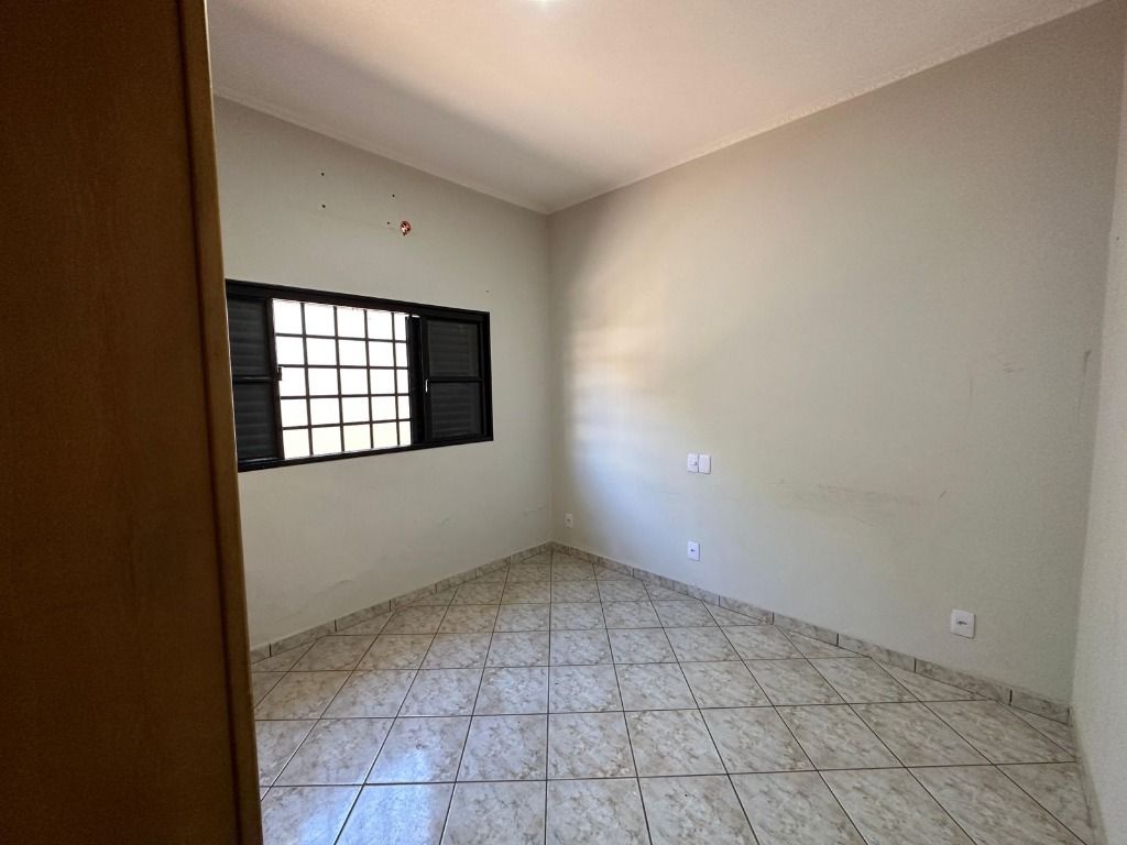 Casa à venda com 3 quartos, 373m² - Foto 17