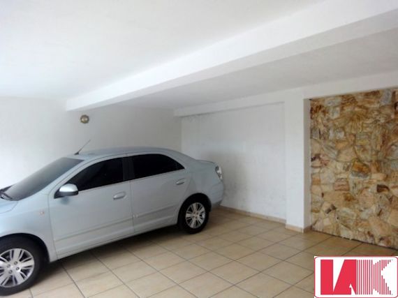 Casa à venda com 1 quarto, 169m² - Foto 2