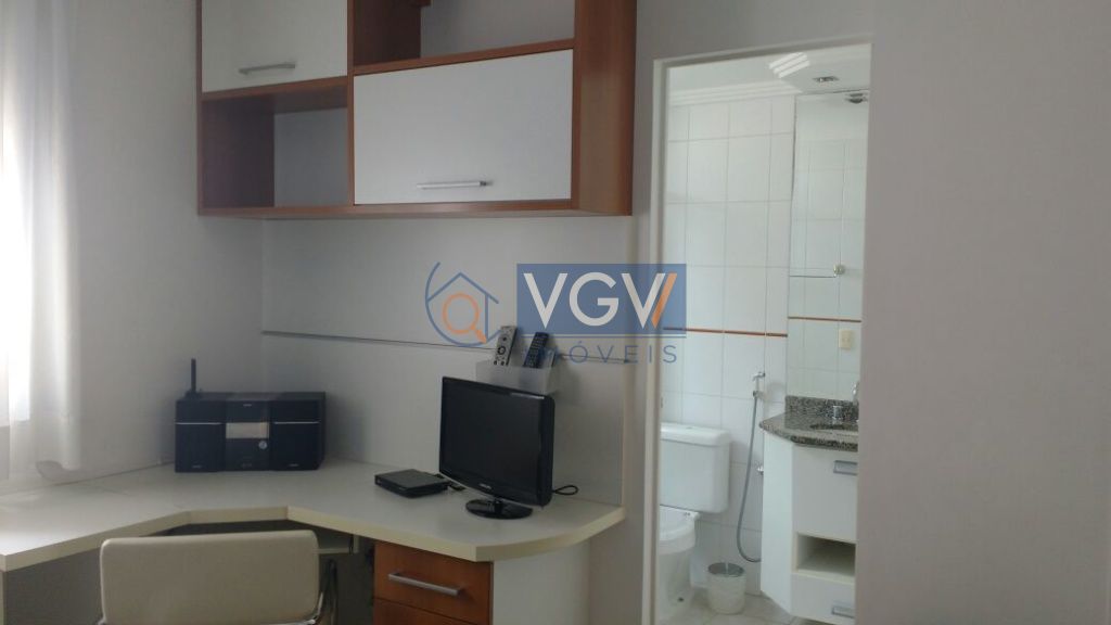 Apartamento à venda com 3 quartos, 130m² - Foto 5