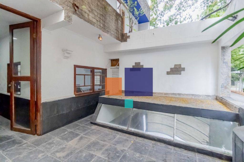 Casa à venda e aluguel, 560m² - Foto 16