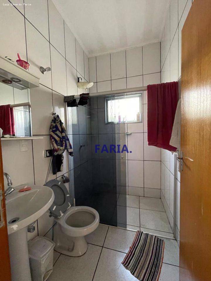 Casa à venda com 2 quartos, 91m² - Foto 7