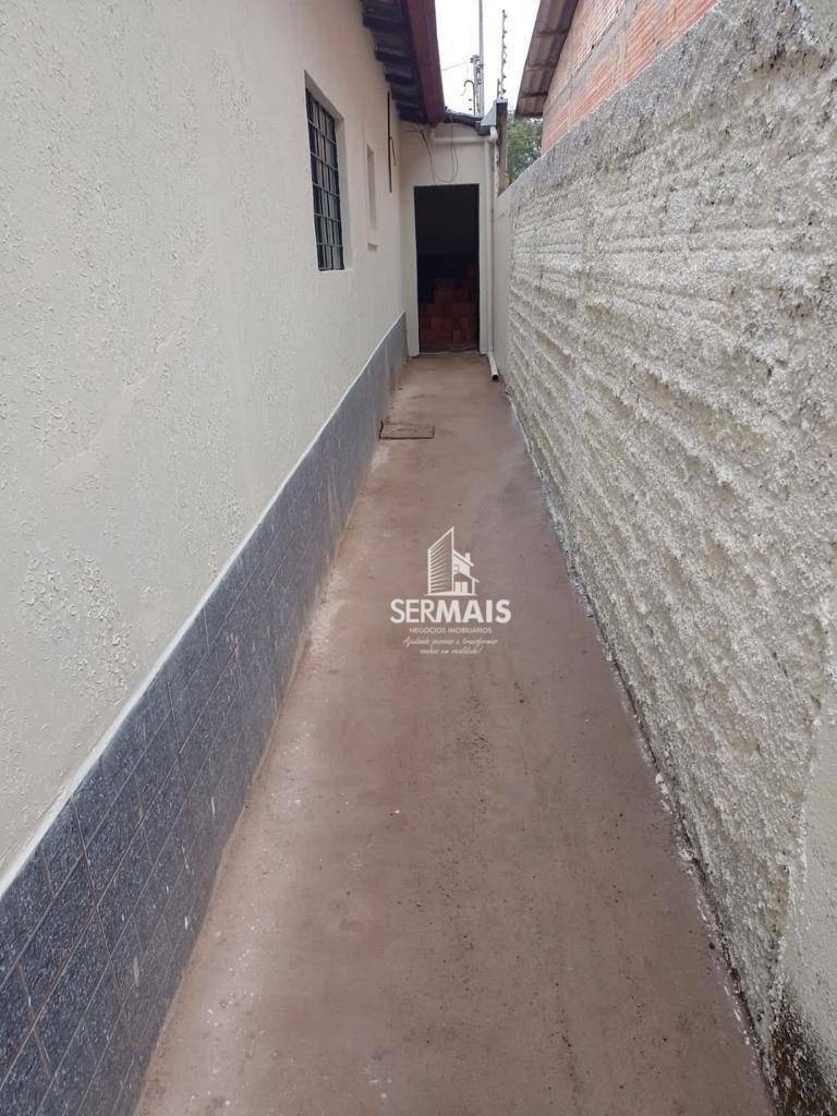 Casa à venda com 3 quartos, 540m² - Foto 4