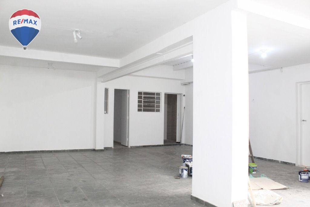 Casa para alugar com 3 quartos, 170m² - Foto 22