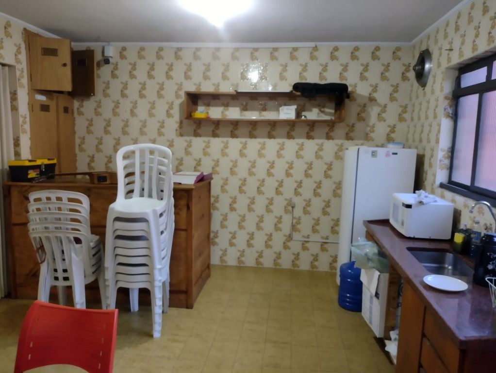 Casa à venda com 4 quartos, 180m² - Foto 29