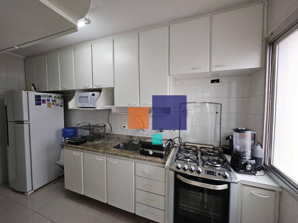 Apartamento à venda com 2 quartos, 64m² - Foto 17