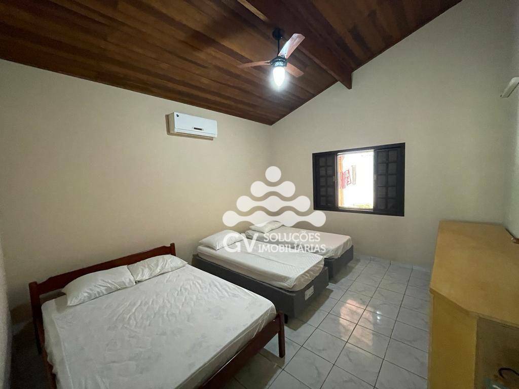 Casa de Condomínio à venda com 3 quartos, 212m² - Foto 12