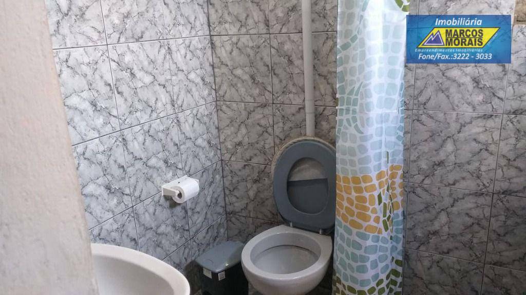 Chácara à venda com 3 quartos, 243m² - Foto 13